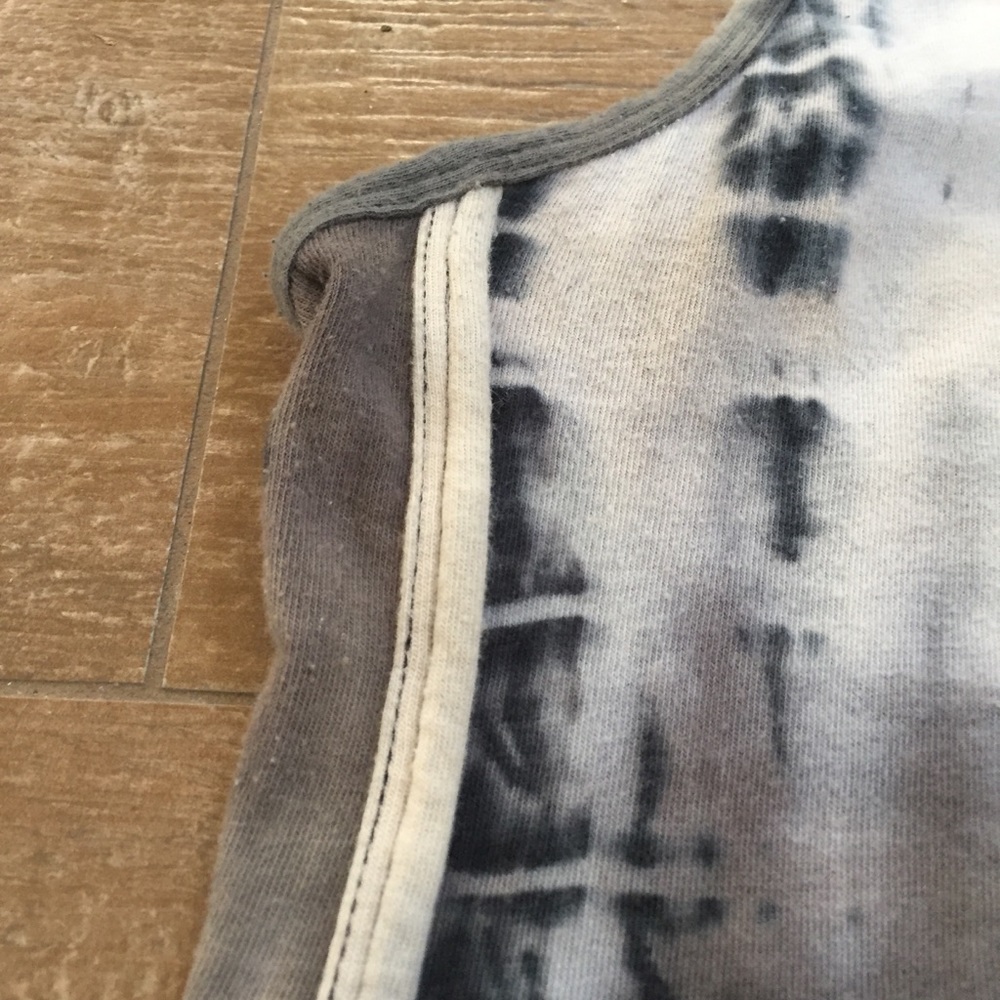 SOLD  •   Sexy Tie-dye Athletic Tank Top - Picture 5 of 8